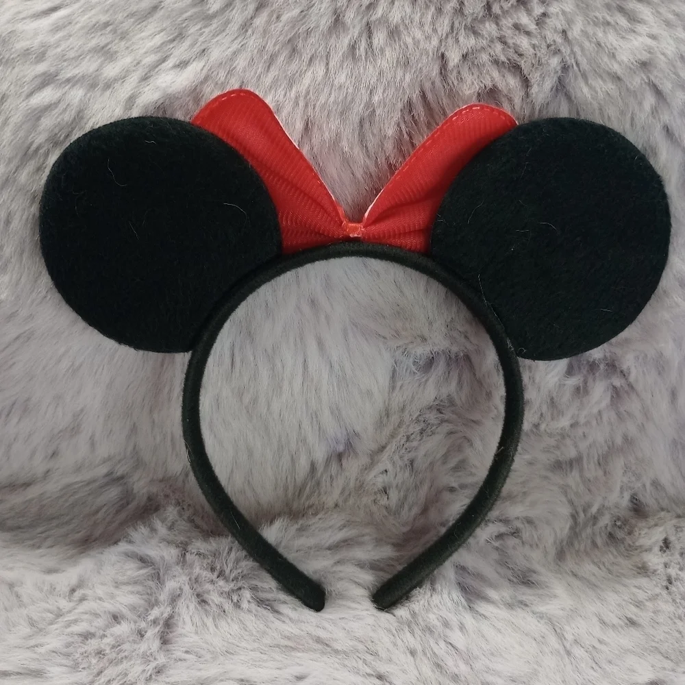 Minnie Mouse Walt Disney World Black Velvet Headband